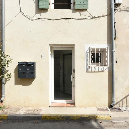 Provençal Studio La Fare-les-Oliviers Exterior foto